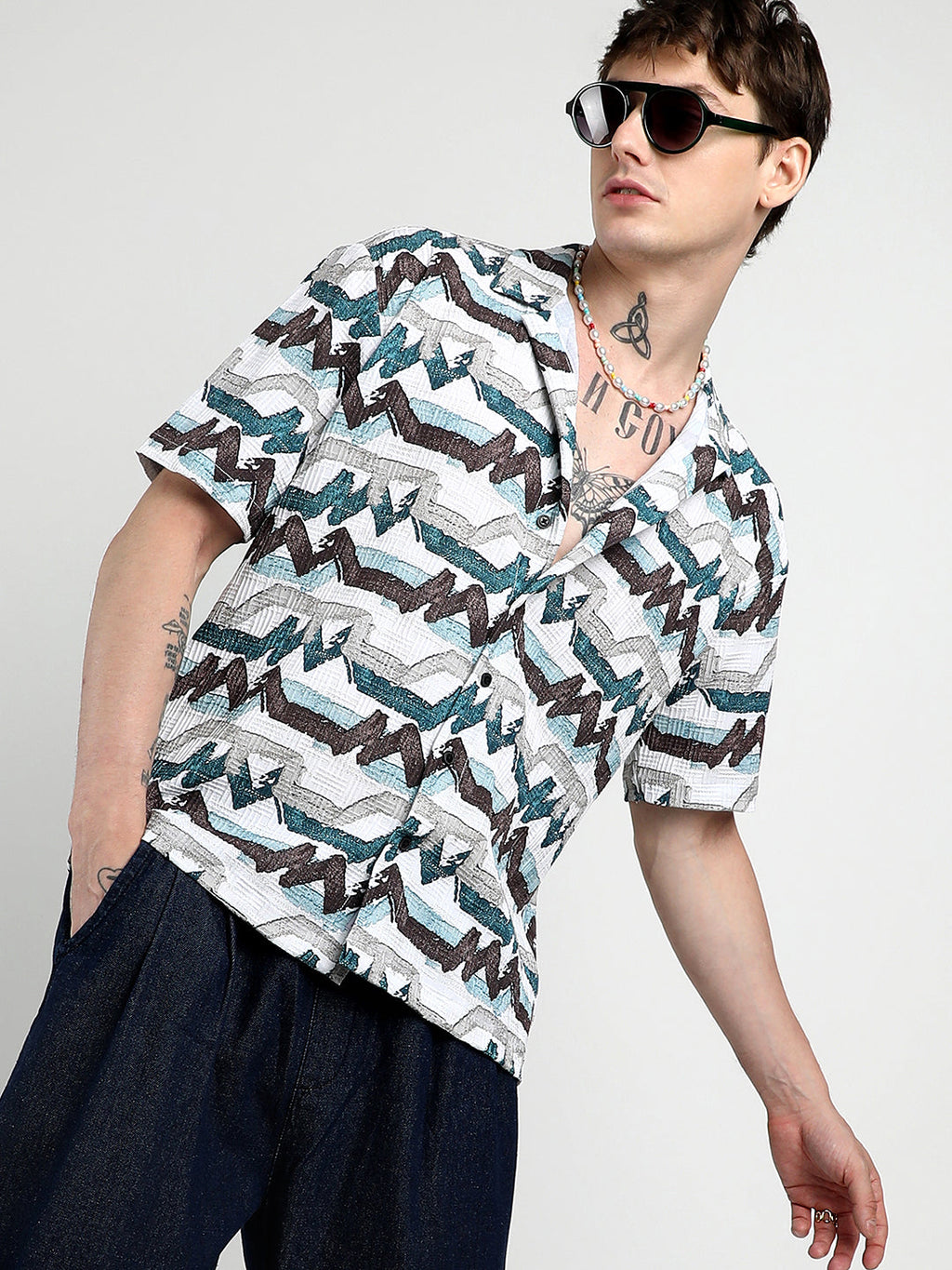 Campus Sutra Oversized Line Strokes Shirt