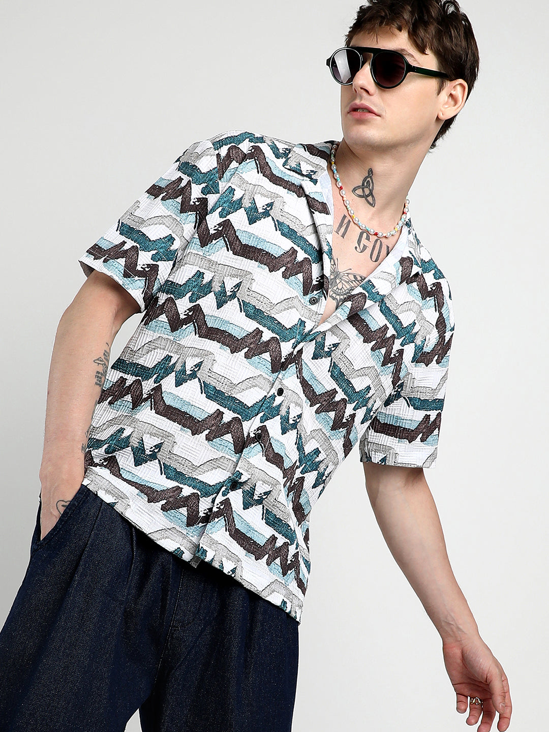 Campus Sutra Oversized Line Strokes Shirt