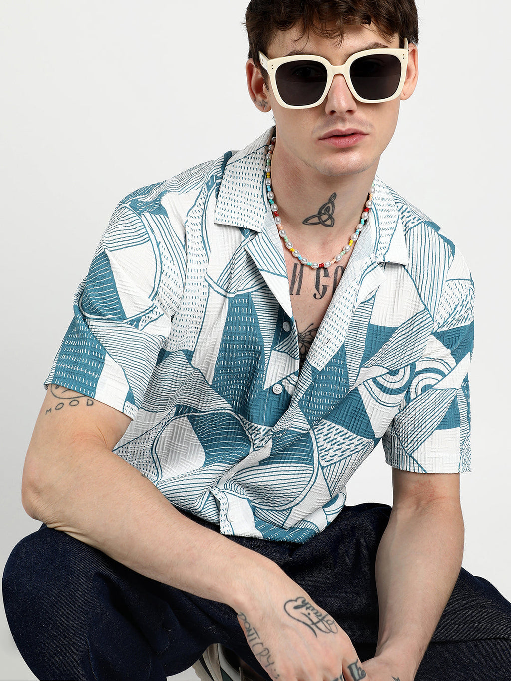 Campus Sutra Oversized Geometric Lined Shirt