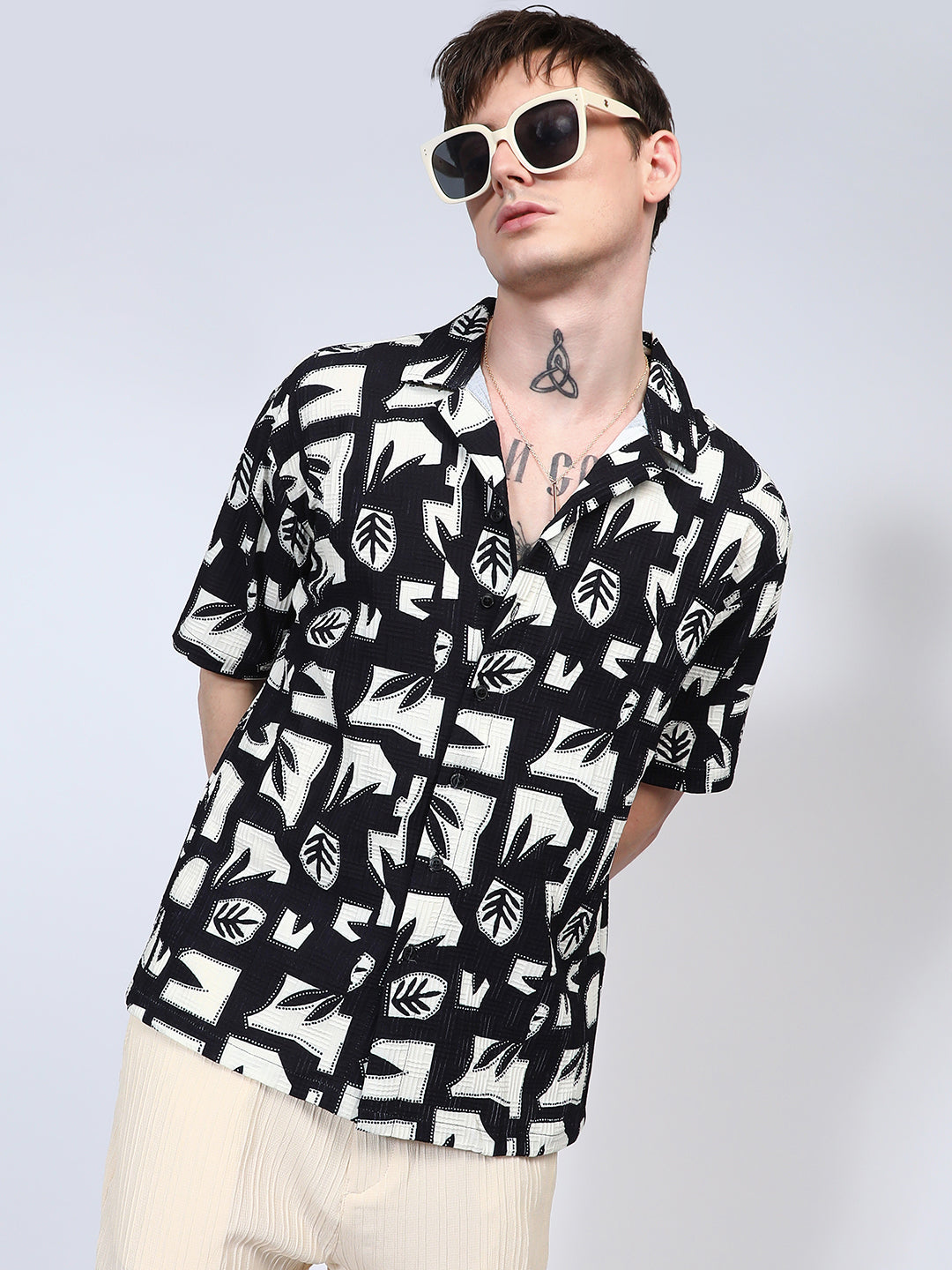 Campus Sutra Oversized Geometric Foliage Shirt
