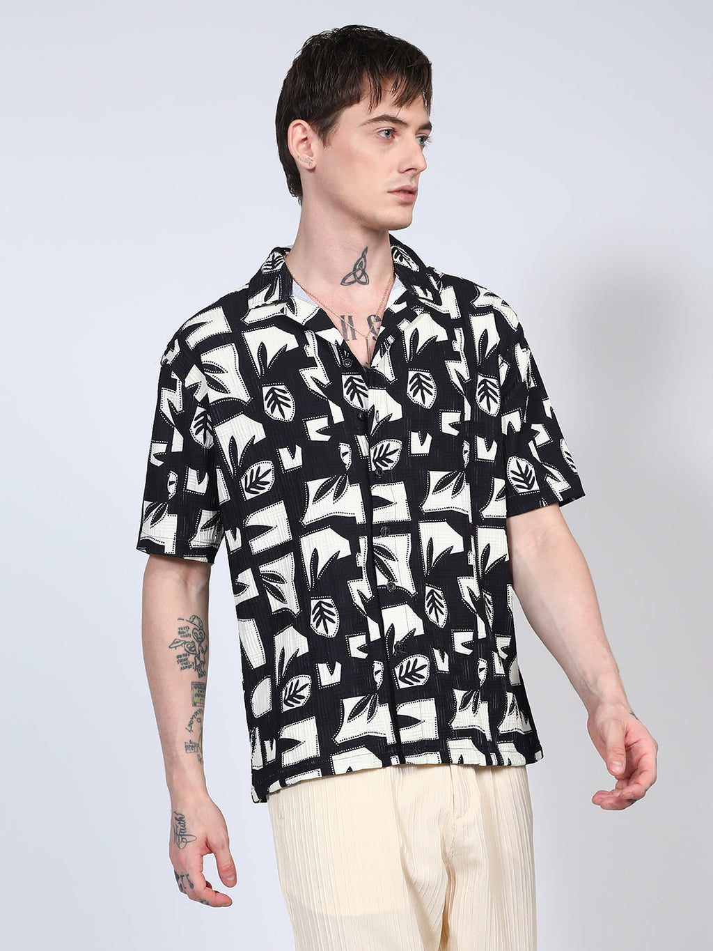 Campus Sutra Oversized Geometric Foliage Shirt
