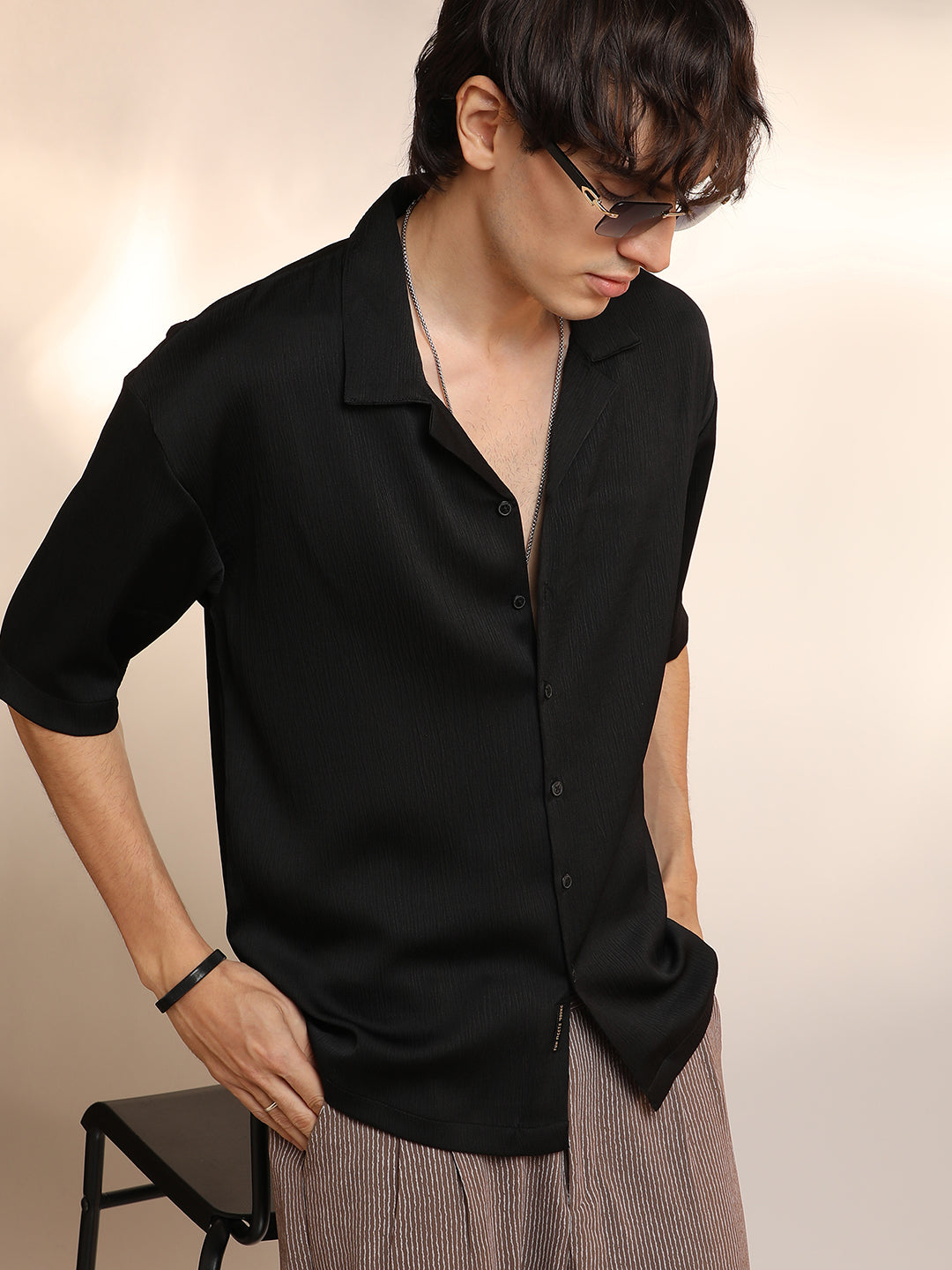 Campus Sutra Solid Crinkle Oversized Shirt