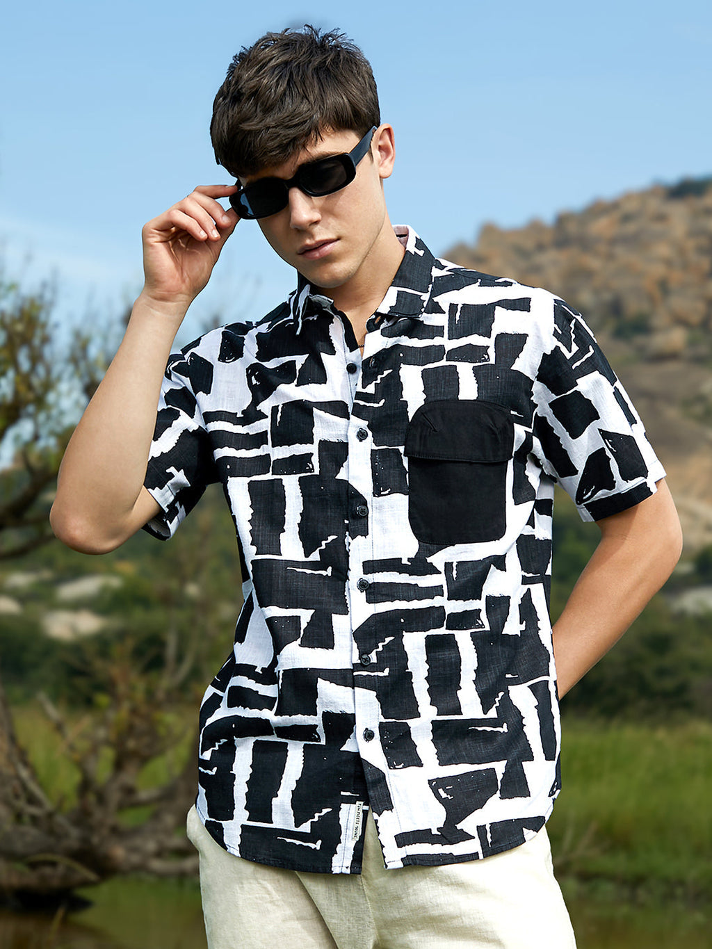 Campus Sutra Imprint Oversized Shirt
