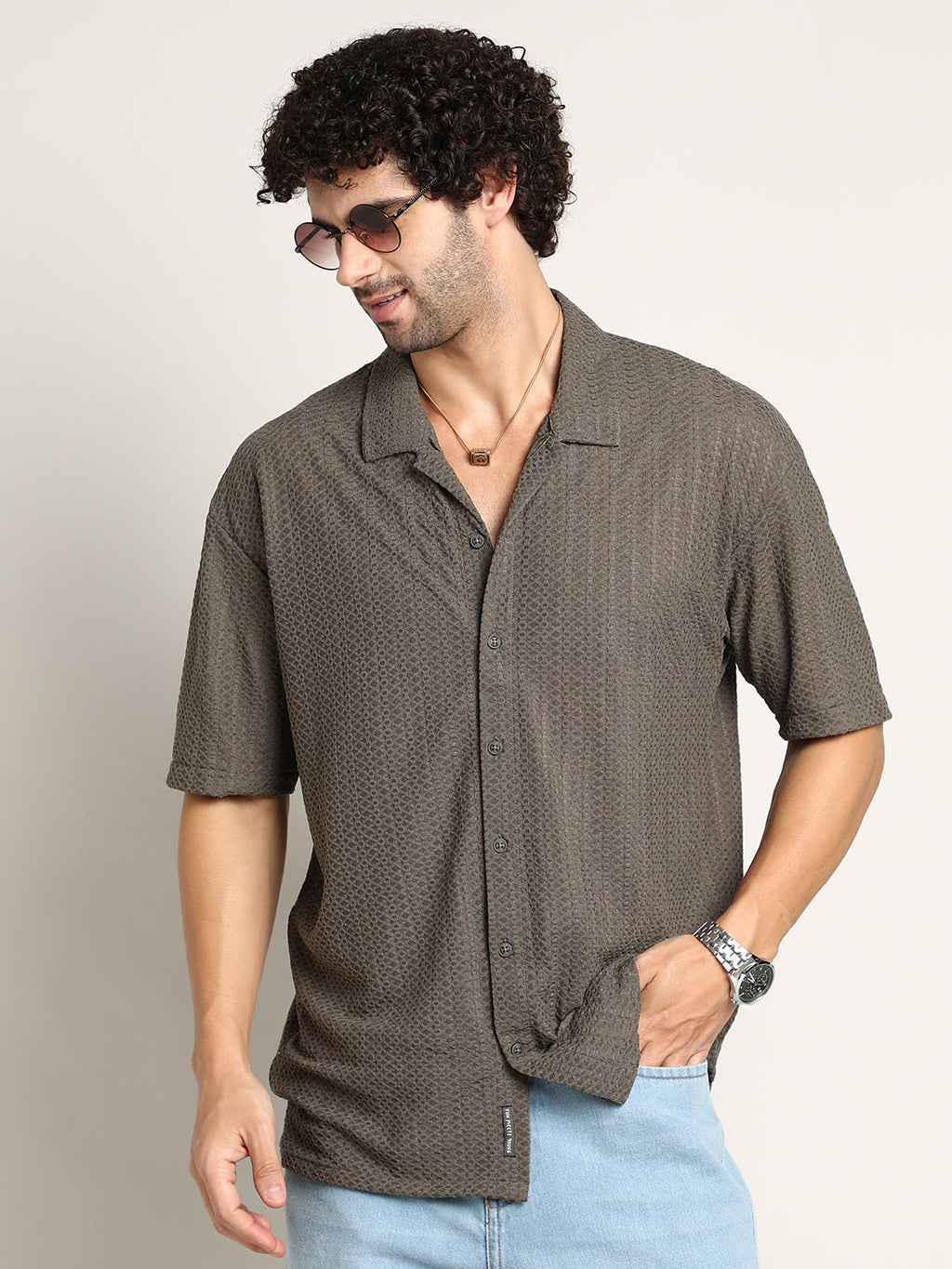 Campus Sutra Zigzag-Helix Resort Oversized Shirt