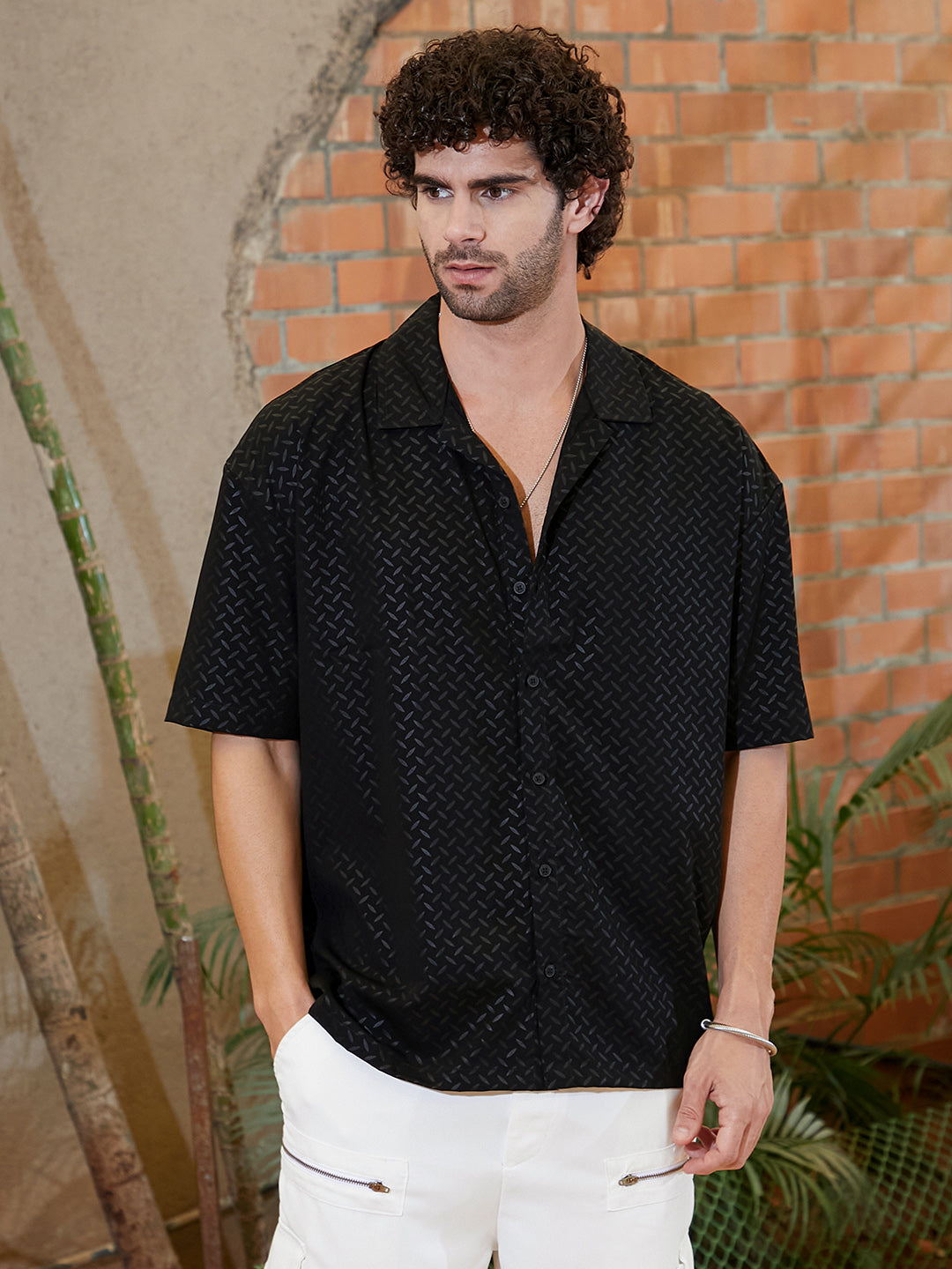 Campus Sutra Marquise-Imprint Oversized Shirt