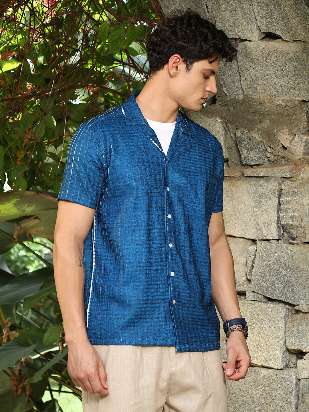 Campus Sutra Electric Blue Dye-Textured Cuban Oversized Shirt