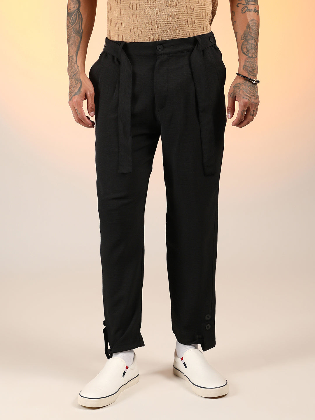 Campus Sutra Lightweight - Tapered Pleated Trousers