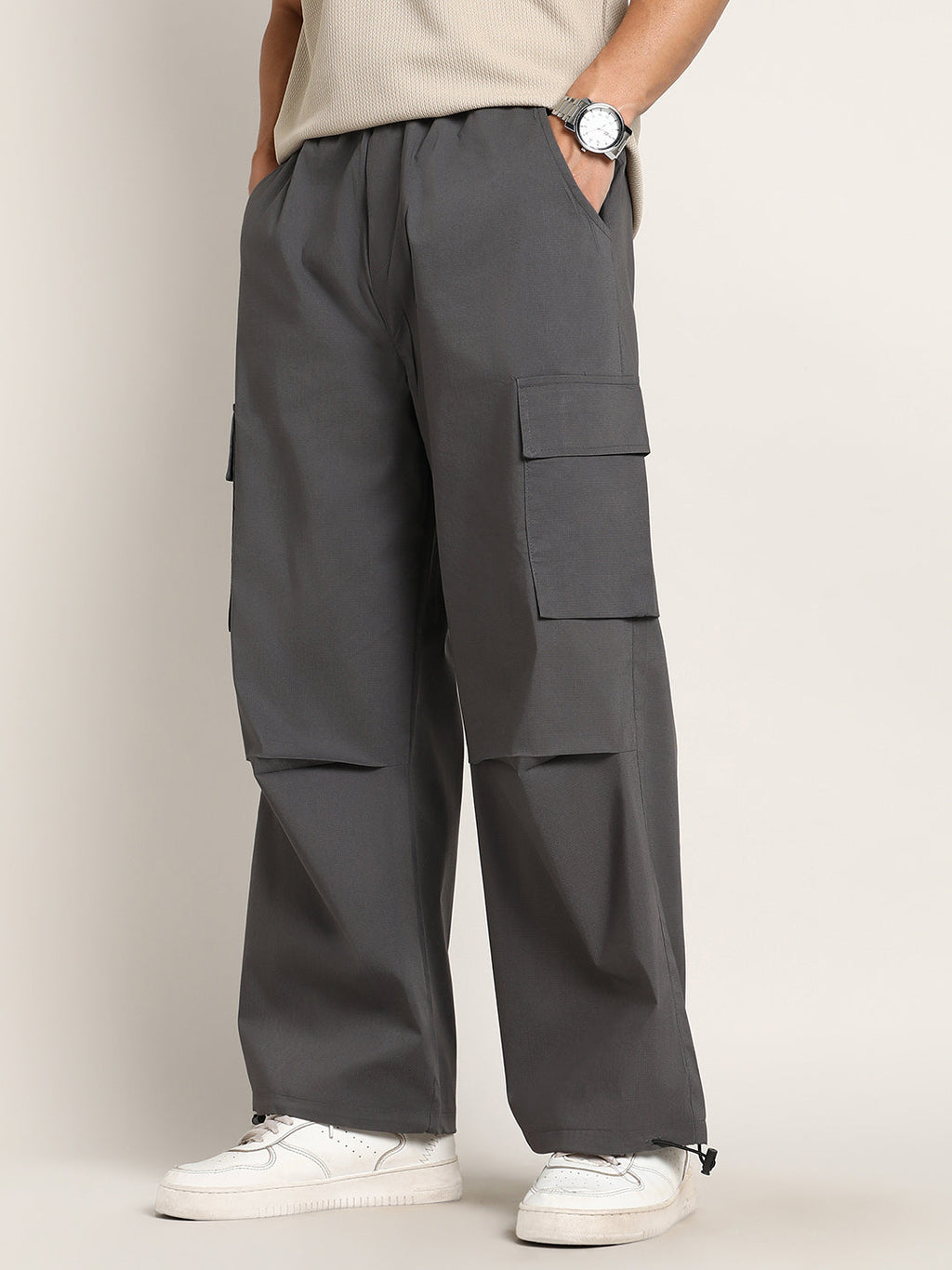 Campus Sutra Parachute-Relaxed Cargo Trousers