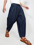 Campus Sutra Slouched Ankle-Length Denim Jeans