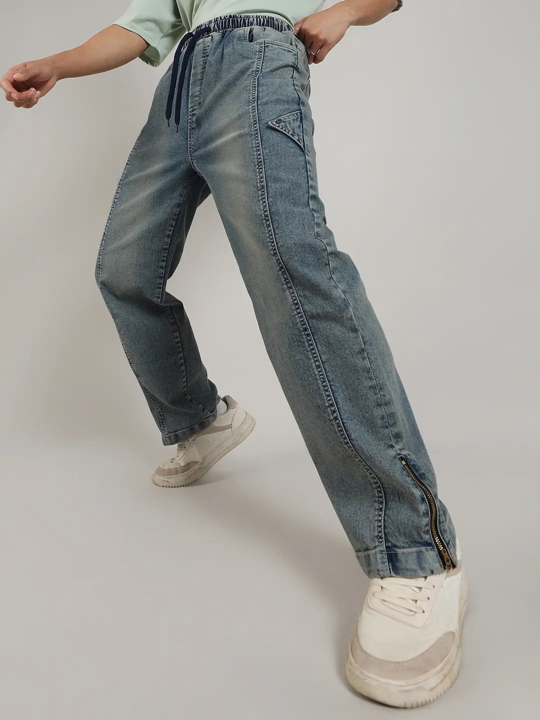 Campus Sutra Acid-Wash Baggy Denim Jeans