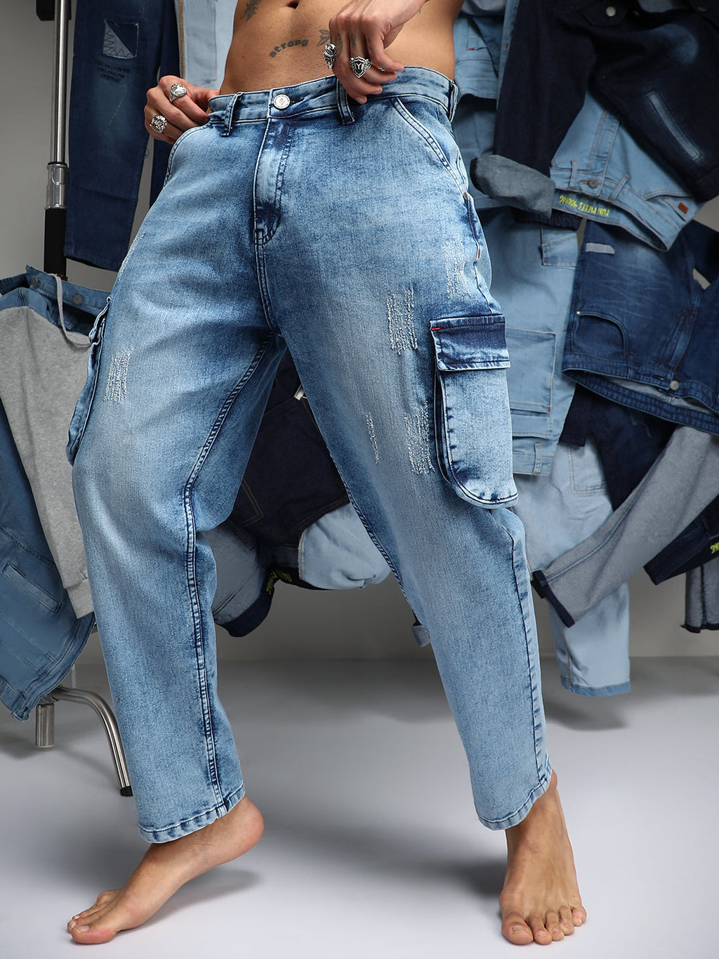 Campus Sutra Straight-Fit Utility Denim Jeans