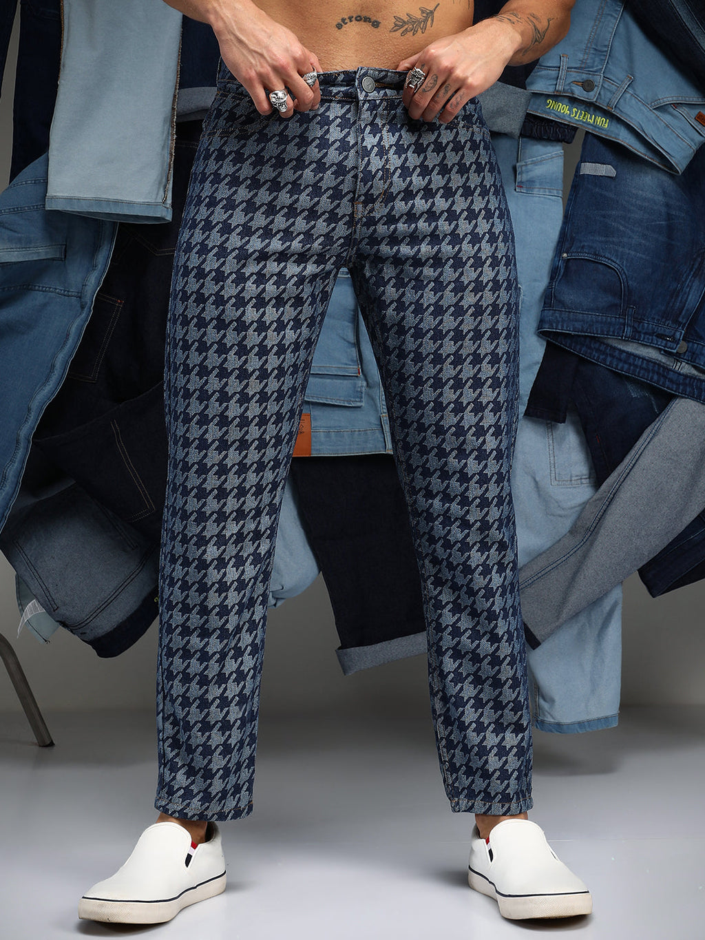 Campus Sutra Houndstooth Denim Jeans
