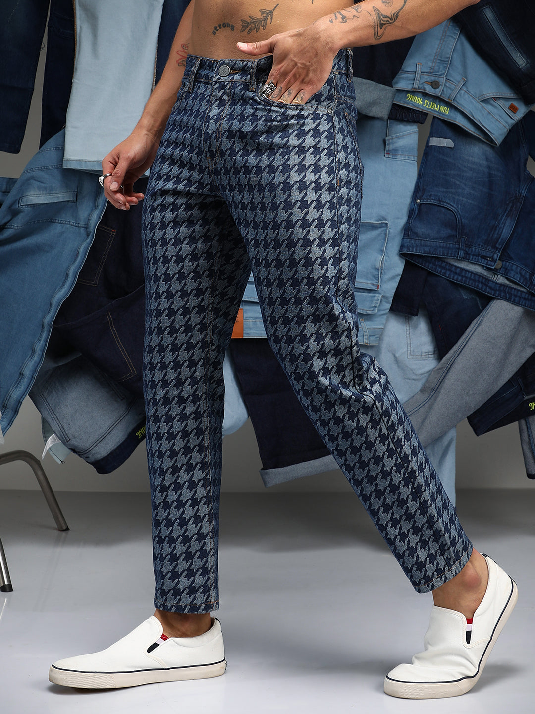 Campus Sutra Houndstooth Denim Jeans