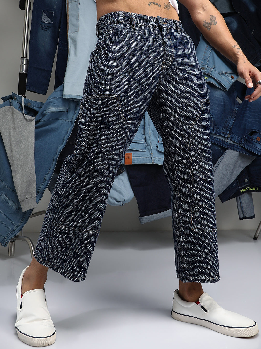 Campus Sutra Checker Baggy Utility Denim Jeans