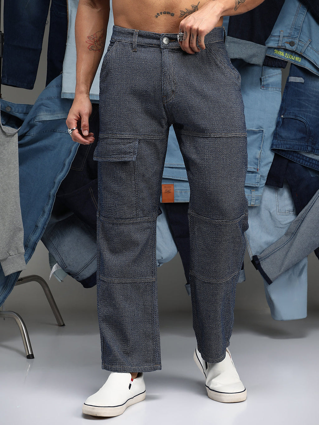 Campus Sutra Panelled Straight-Fit Denim Jeans