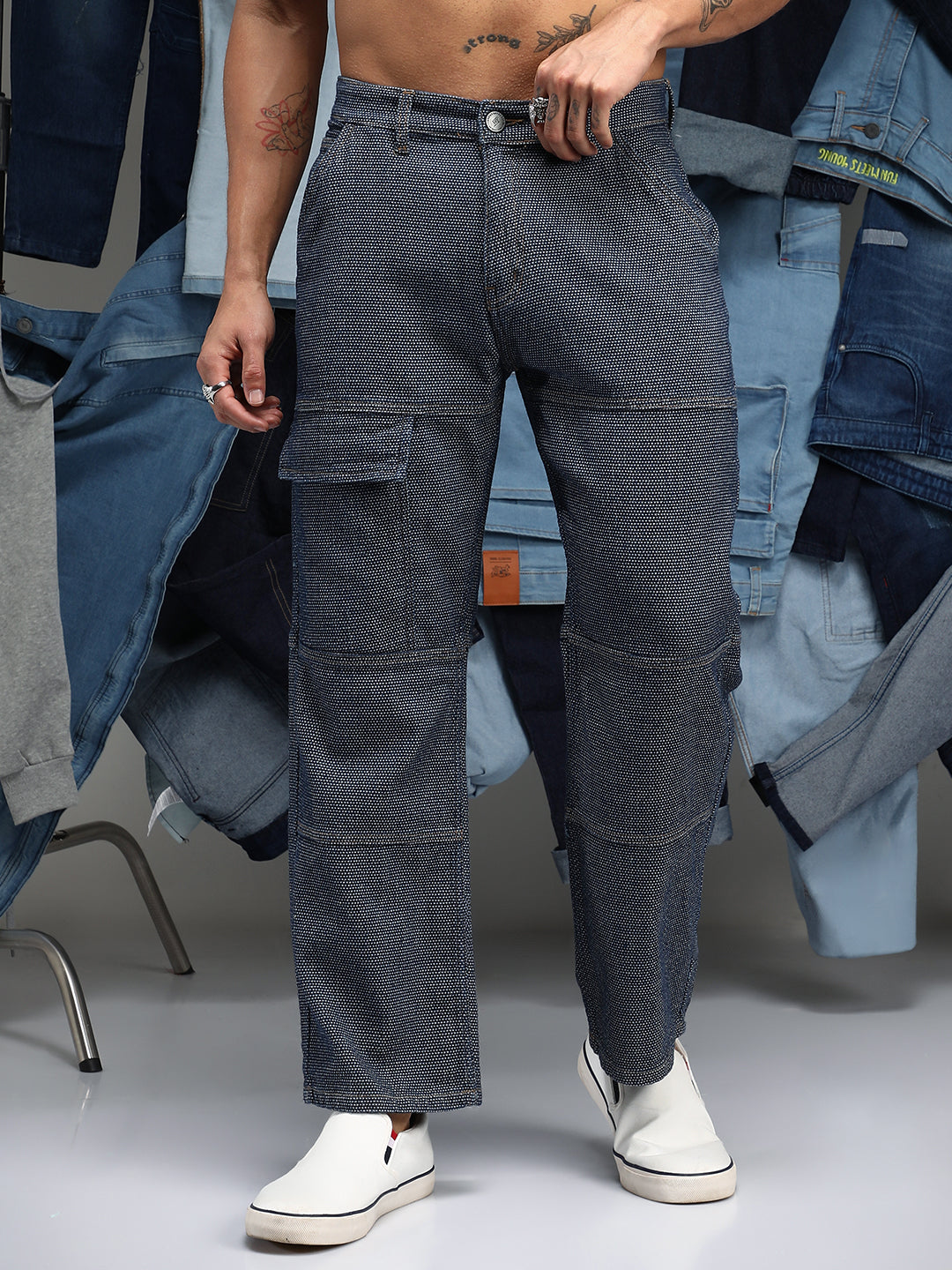 Campus Sutra Panelled Straight-Fit Denim Jeans