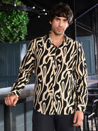 Campus Sutra Contrast-Flowing Imprint Shirt