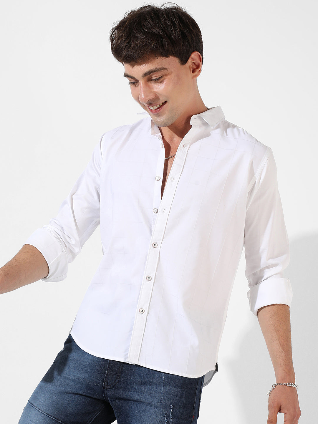Campus Sutra Solid Casual Shirt