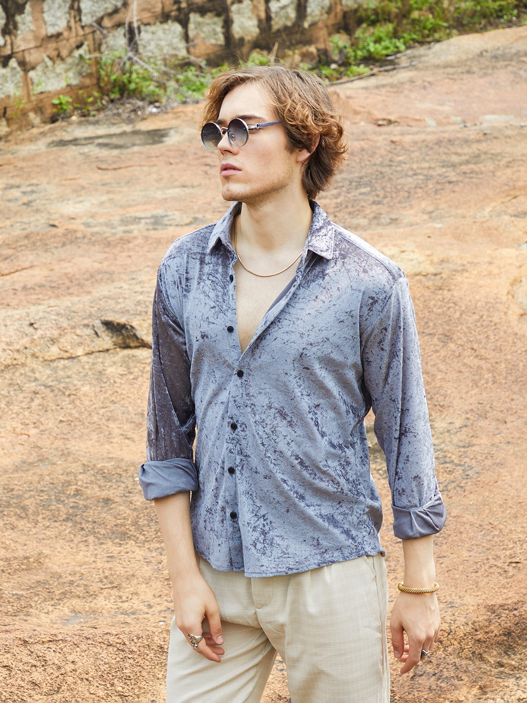 Campus Sutra Solid Velvet Shirt