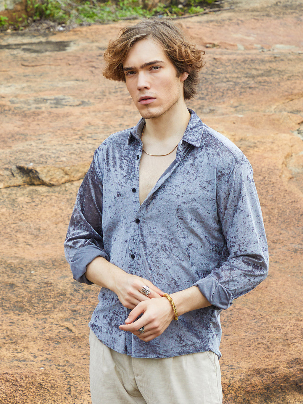 Campus Sutra Solid Velvet Shirt