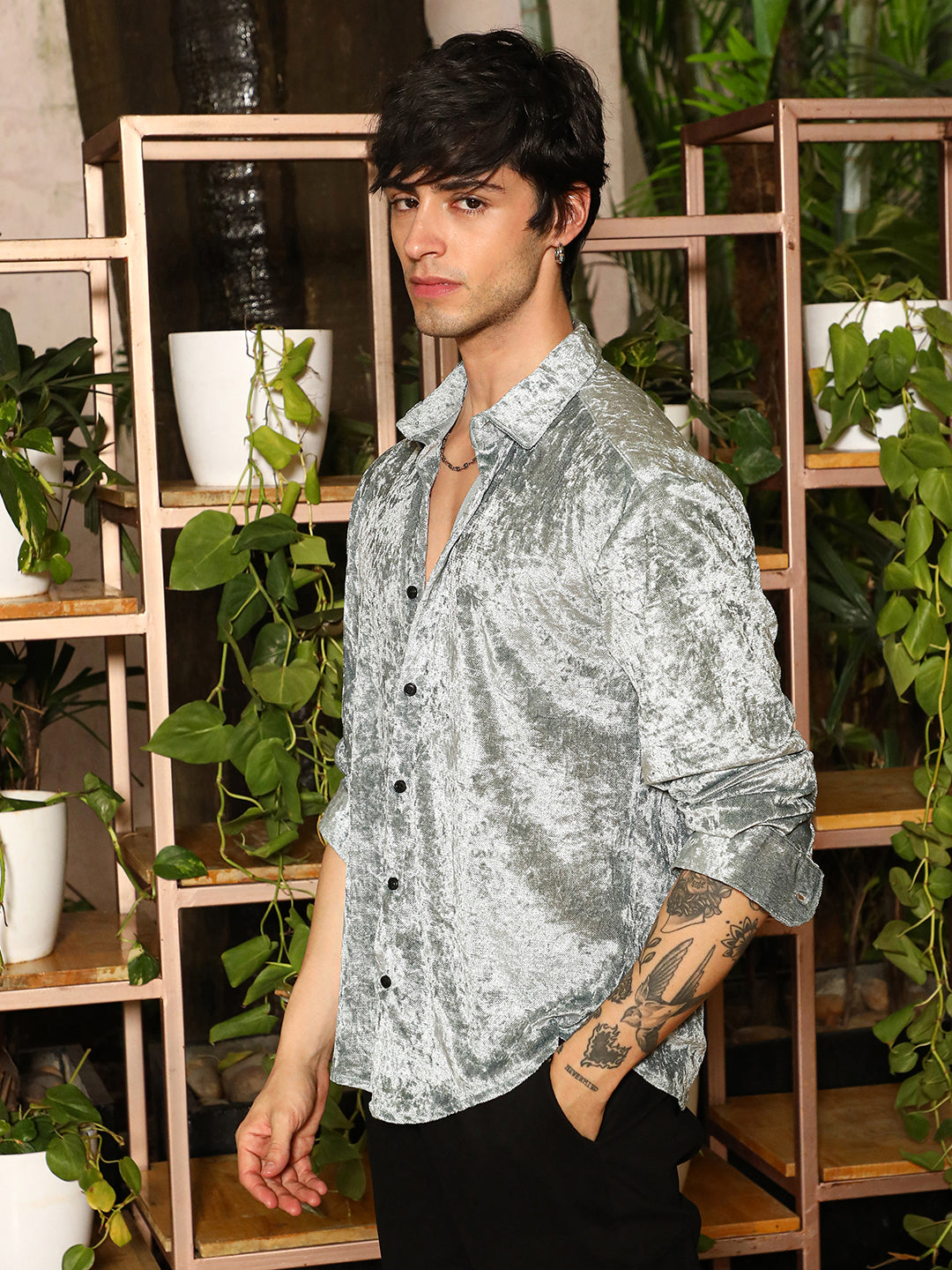 Campus Sutra Solid Velvet Shirt