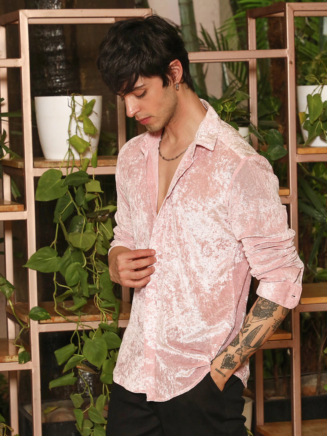 Campus Sutra Solid Velvet Shirt