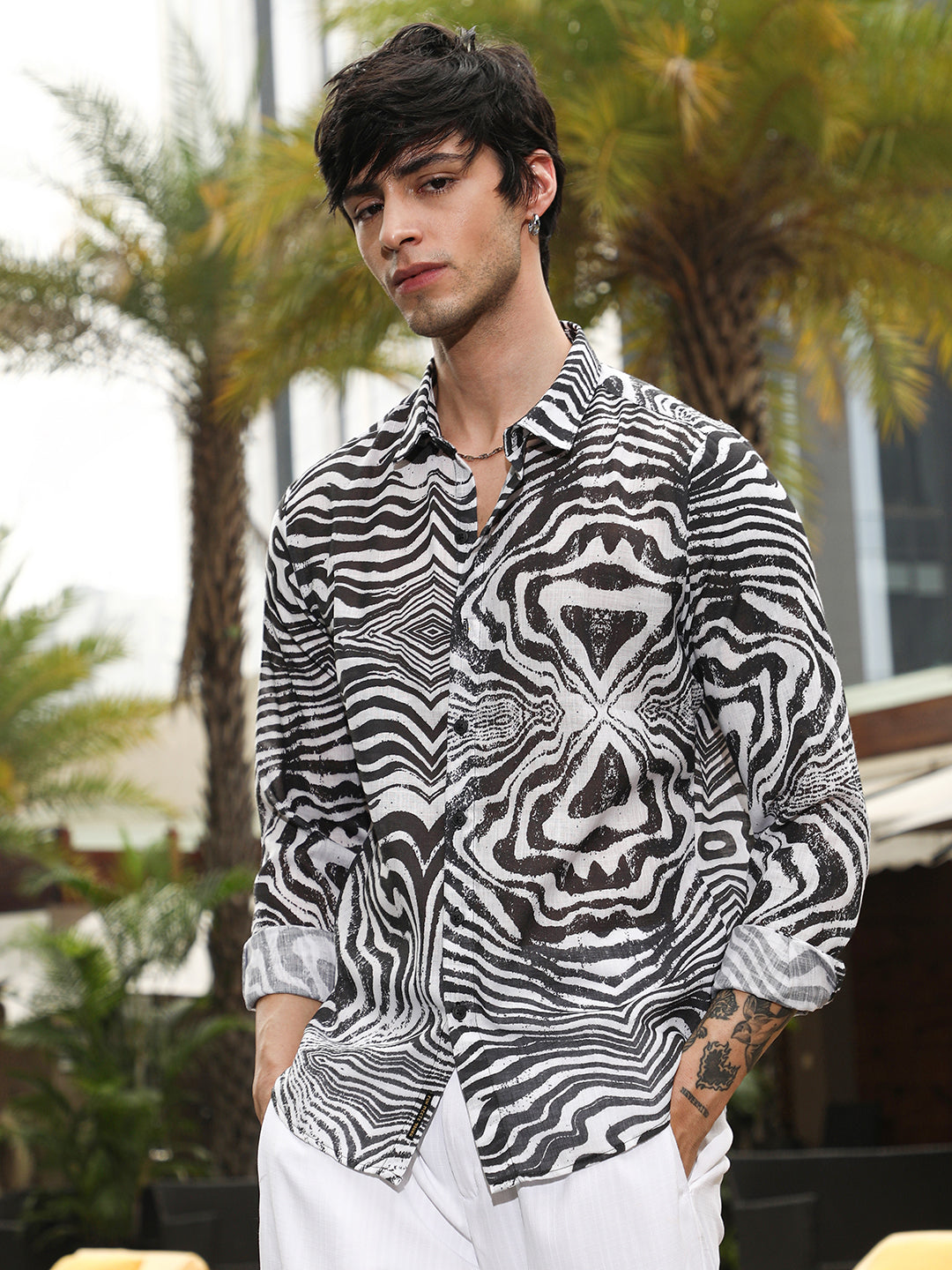 Campus Sutra Zebra-Kaleidoscopic Shirt
