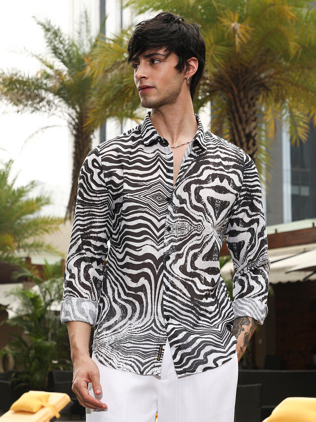 Campus Sutra Zebra-Kaleidoscopic Shirt