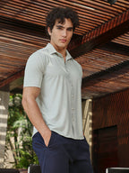 Campus Sutra Seamless Solid Shirt