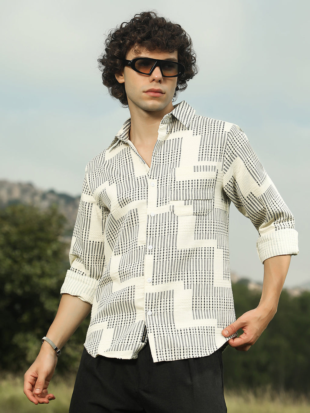 Campus Sutra Tier-Imprint Shirt