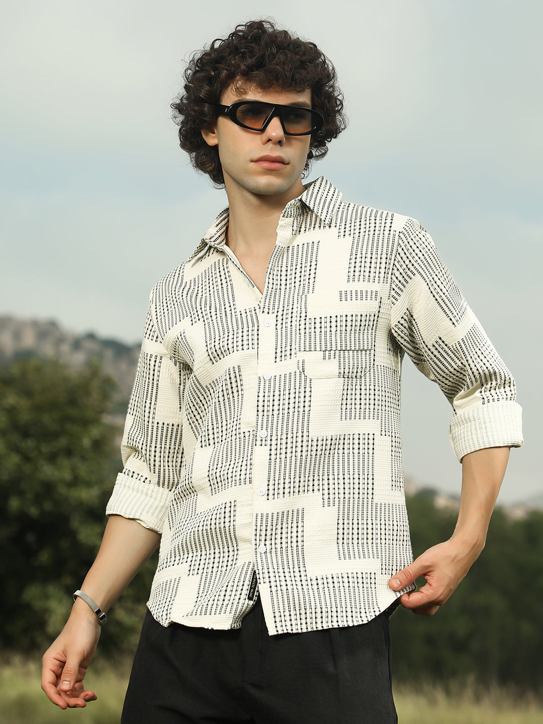 Campus Sutra Tier-Imprint Shirt