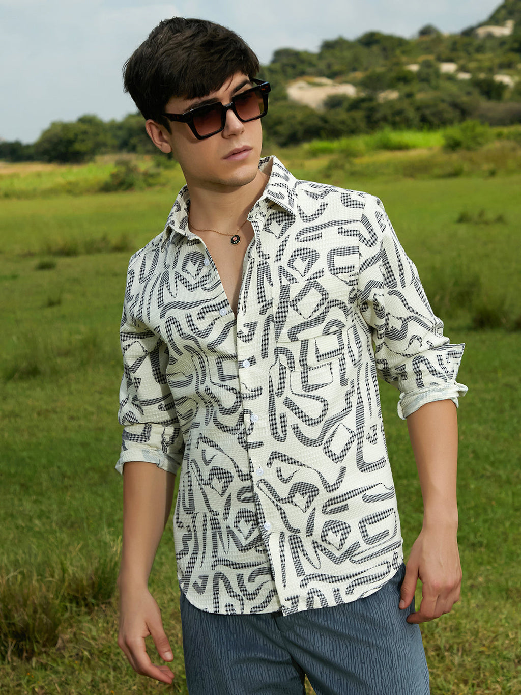 Campus Sutra Viper-Imprint Shirt