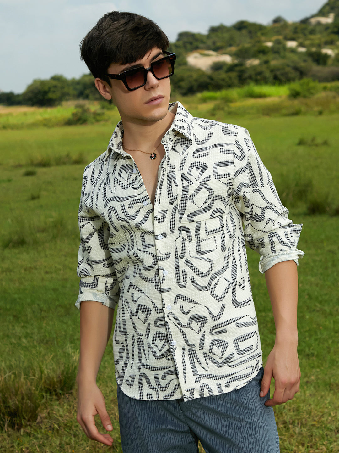 Campus Sutra Viper-Imprint Shirt