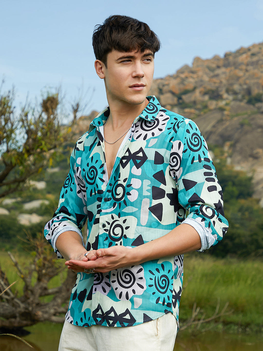 Campus Sutra Abstract Imprint Shirt