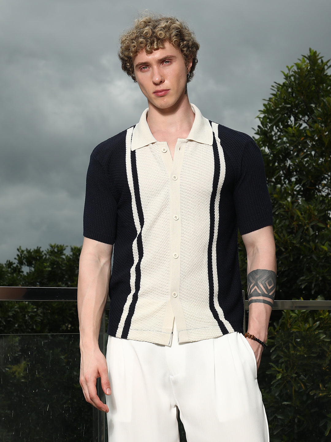 Campus Sutra Navy And Cream Textured Knit Polo Shirt