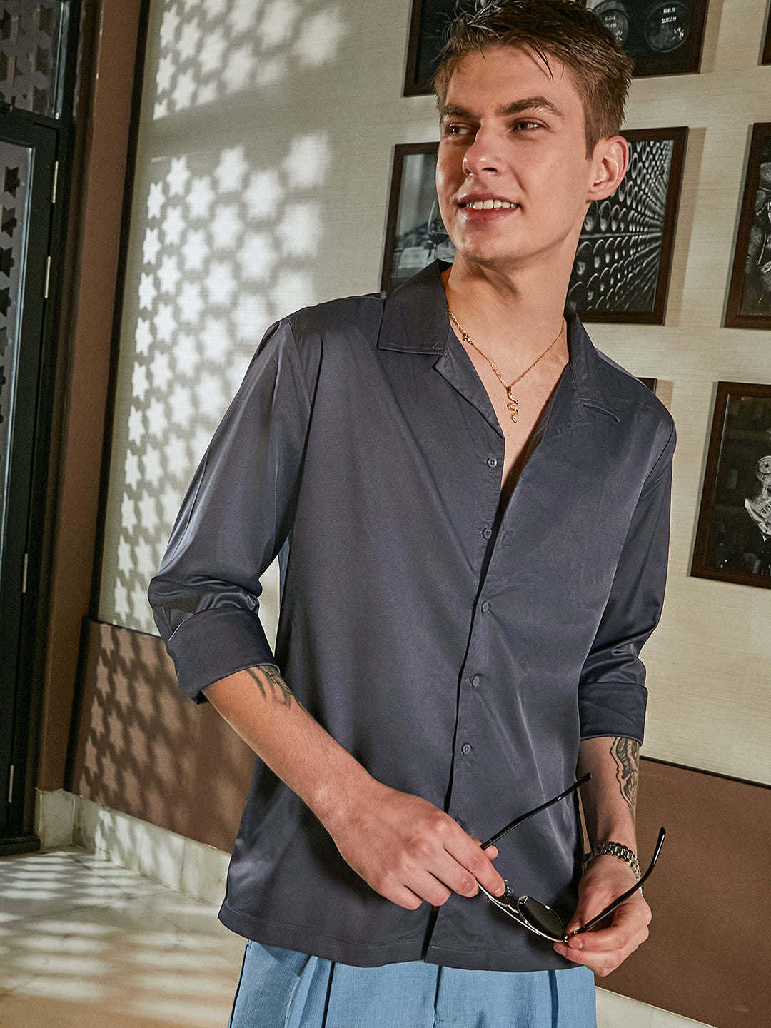 Campus Sutra Solid Cuban Shirt