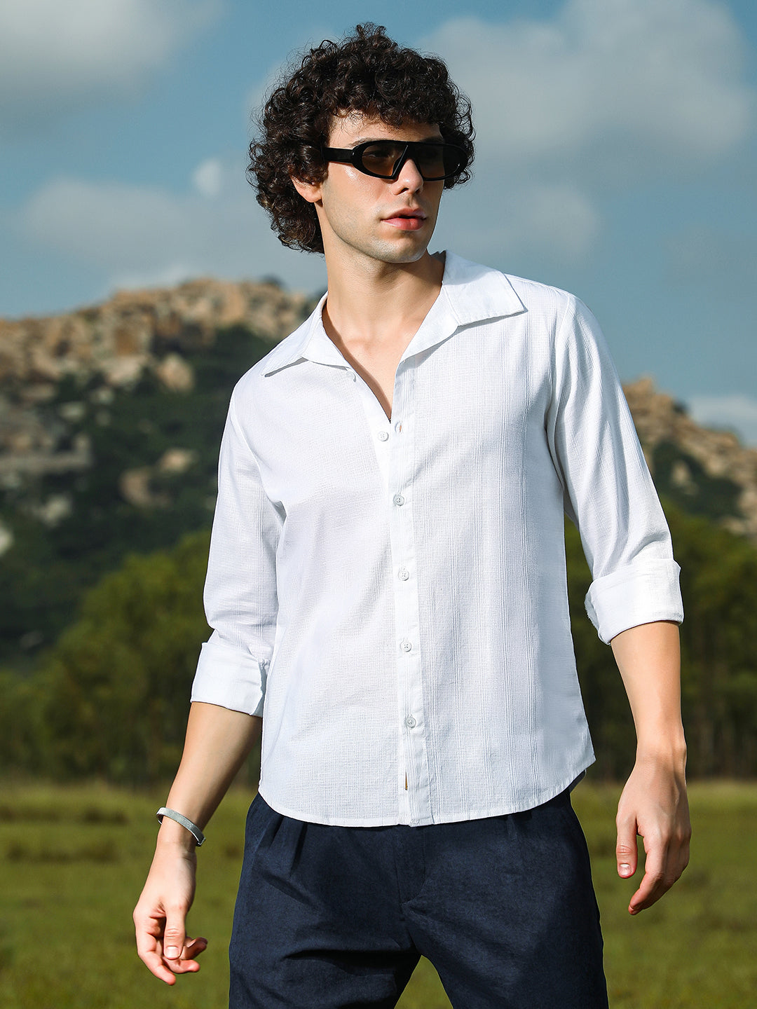 Campus Sutra Solid Relaxed Shirt