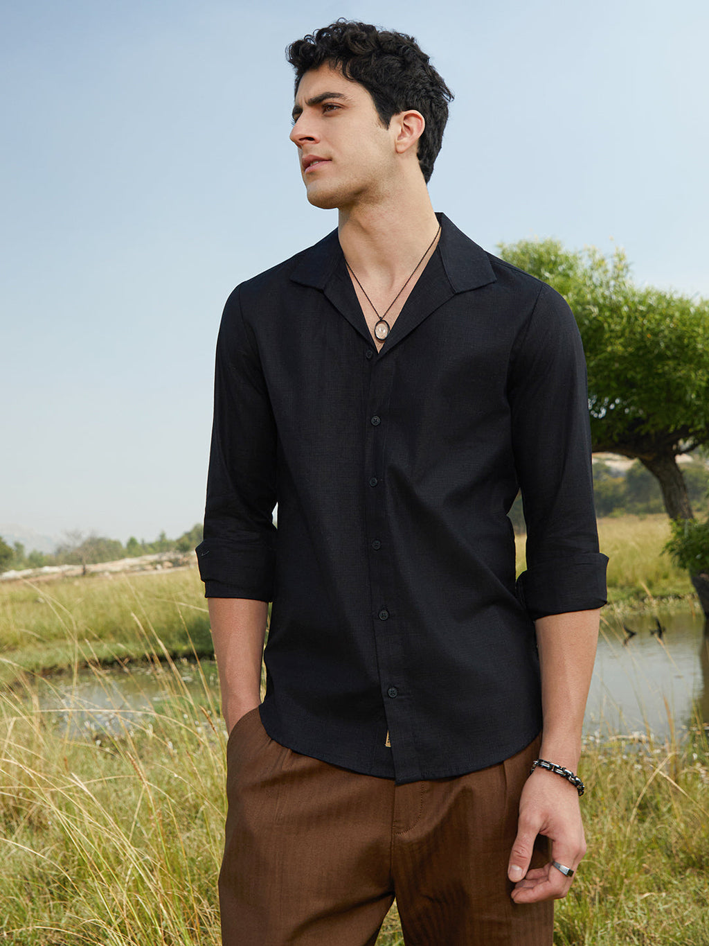 Campus Sutra Solid Casual Shirt