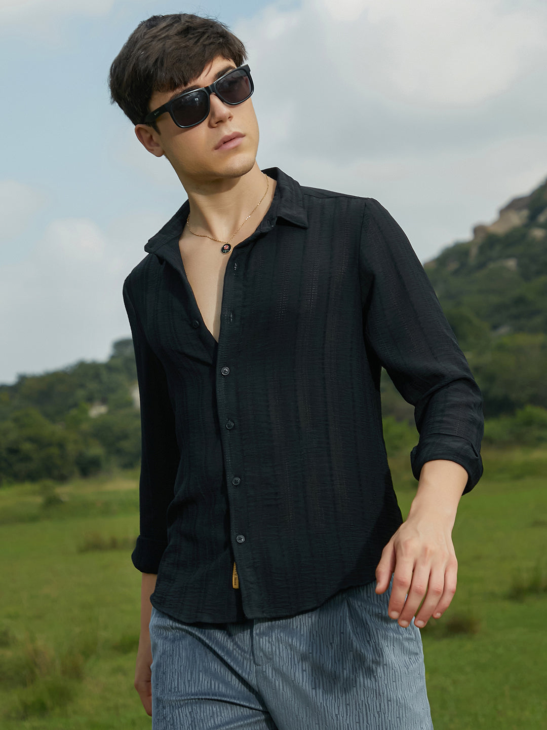 Campus Sutra Trough-Tactile Shirt