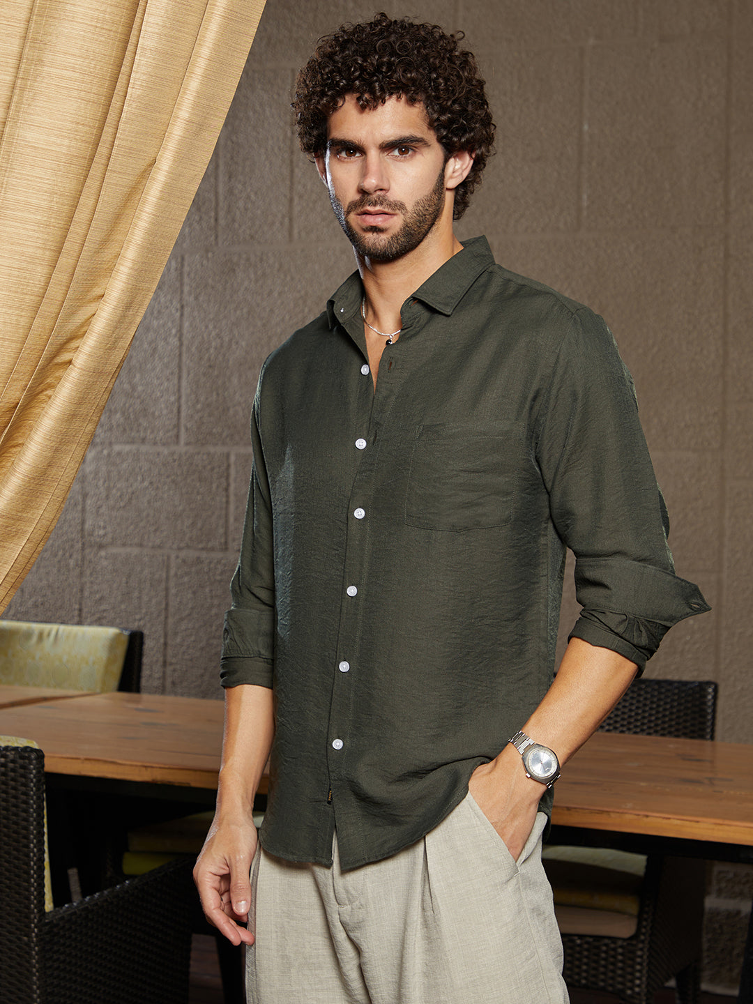 Campus Sutra Breezy Wrinked Relaxed Shirt