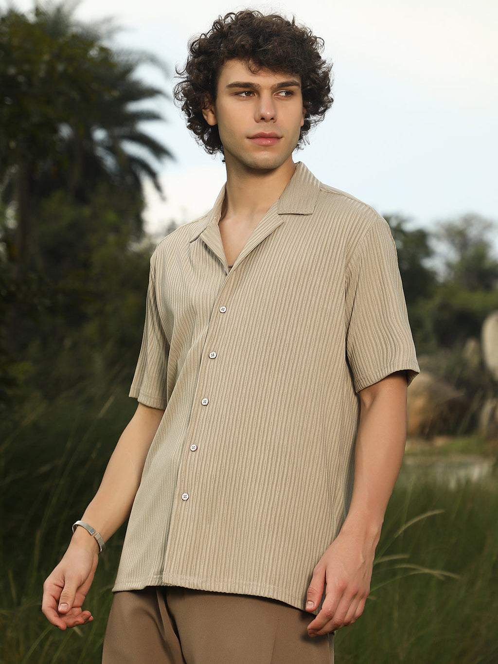 Campus Sutra Trough-Tactile Shirt