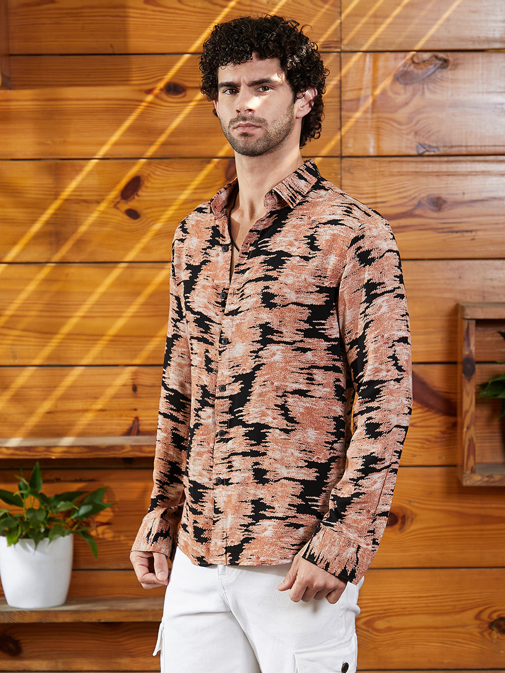 Campus Sutra Contrast-Scuff Shirt