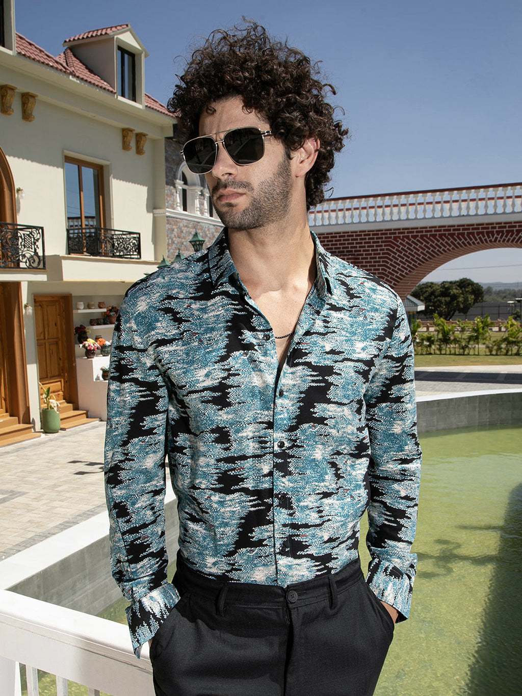 Campus Sutra Contrast-Scuff Shirt