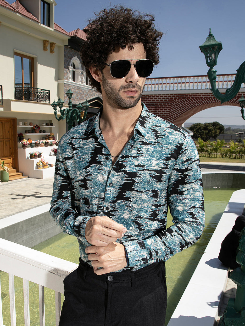 Campus Sutra Contrast-Scuff Shirt
