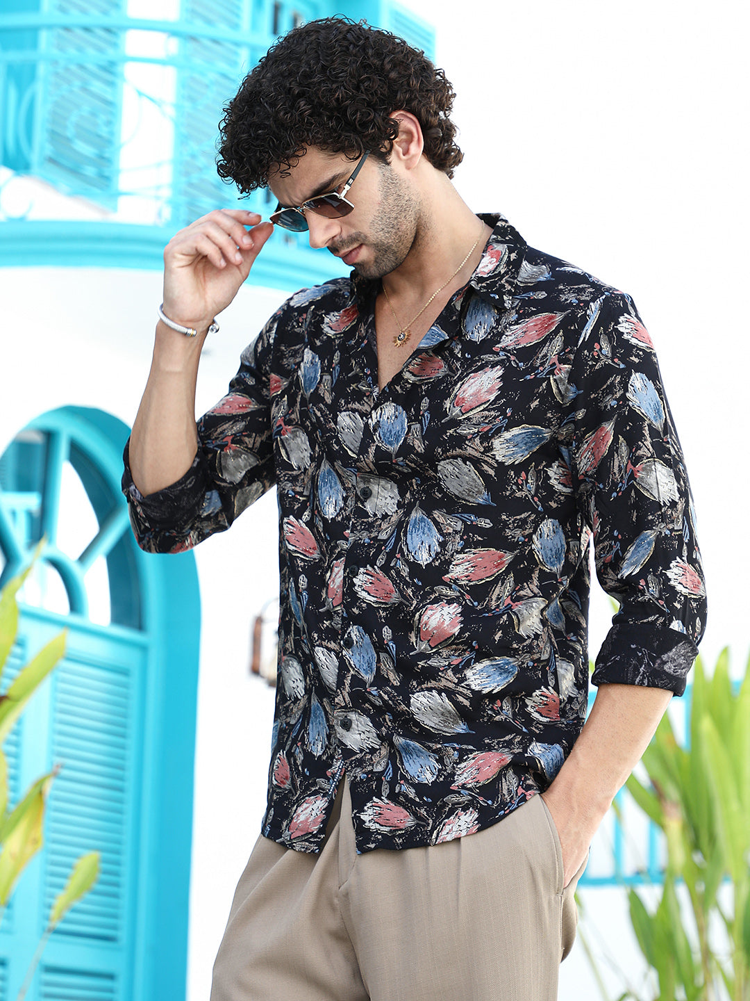 Campus Sutra Bloom-Traces Regular Shirt