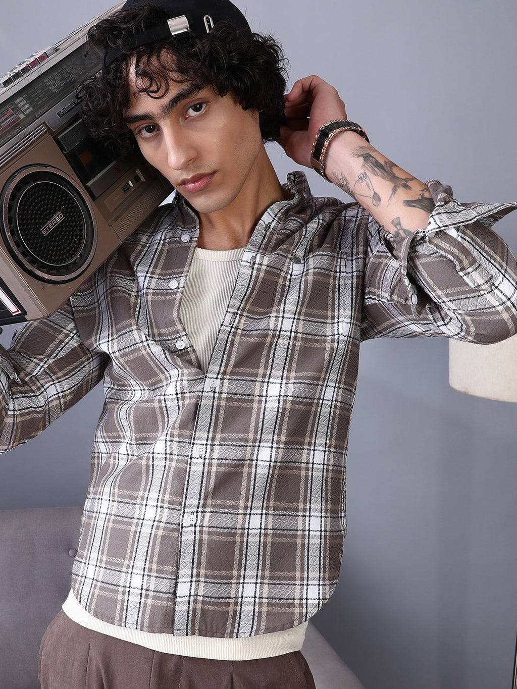 Campus Sutra Halo-Graph Regular Shirt