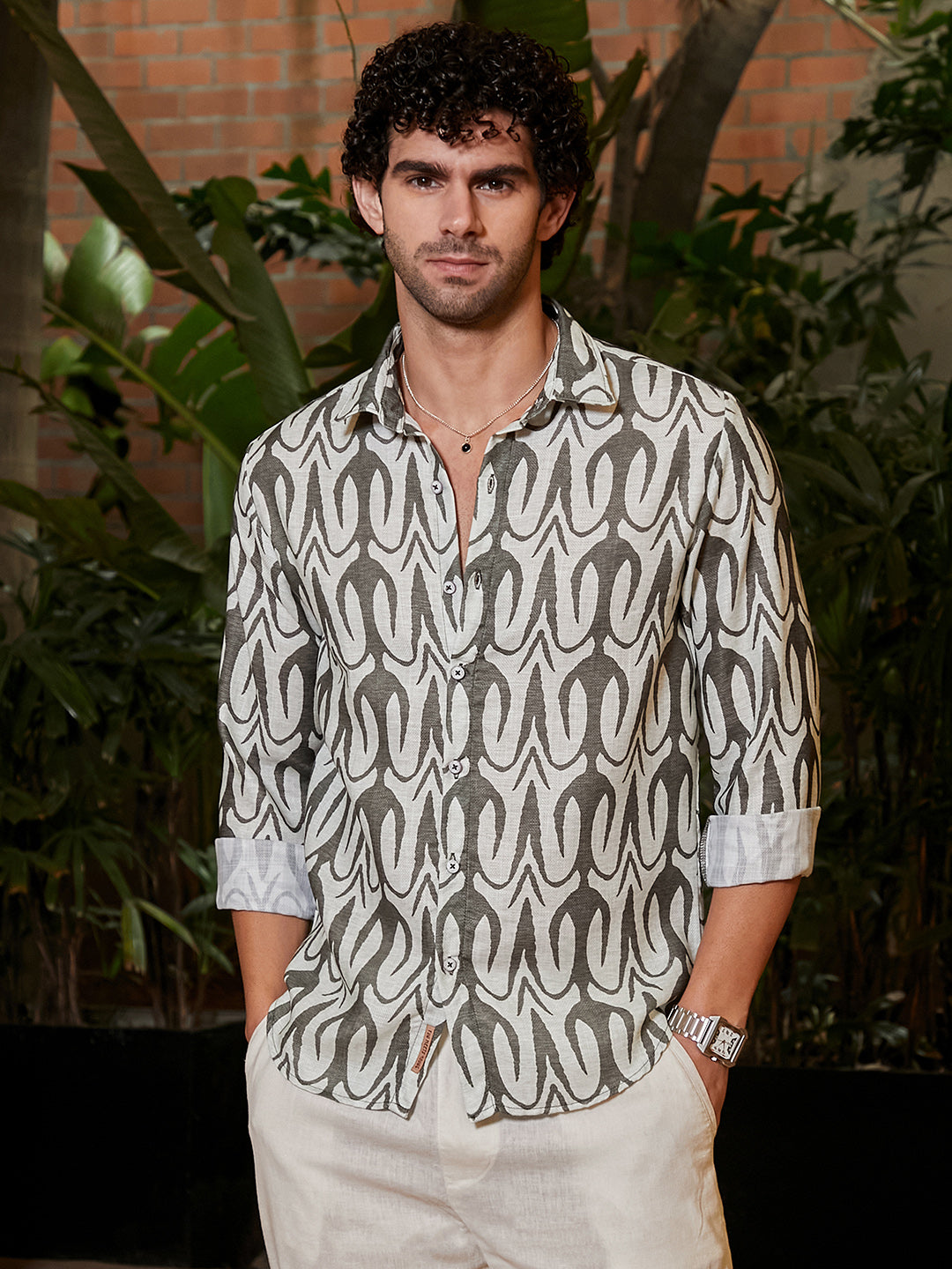 Campus Sutra Trident Imprint Shirt
