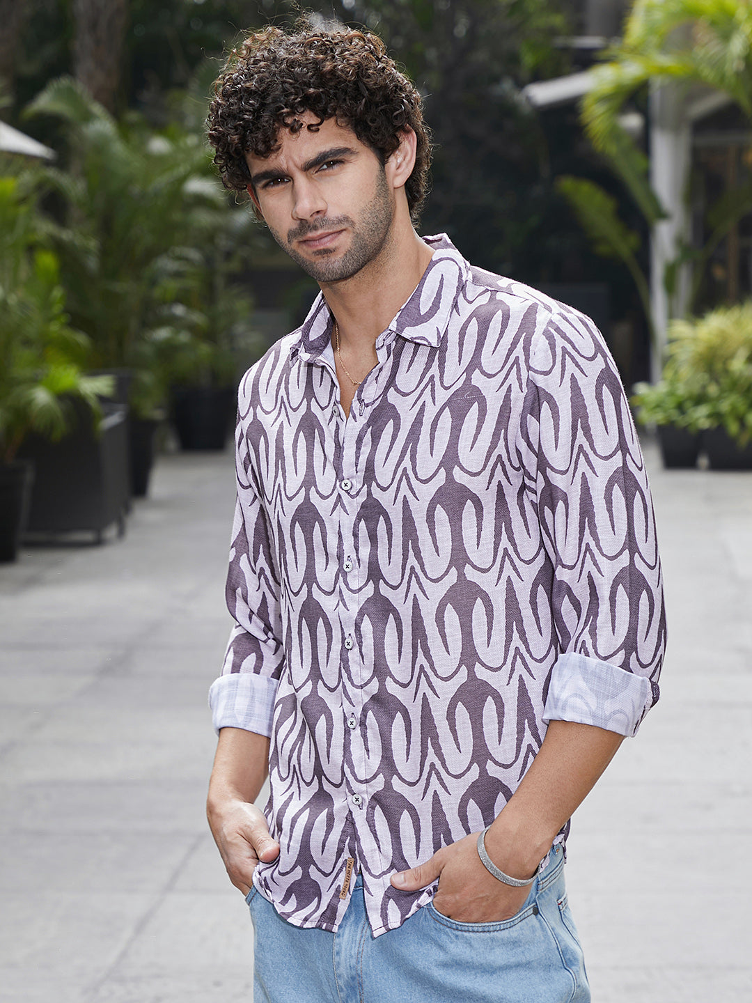 Campus Sutra Trident Imprint Shirt