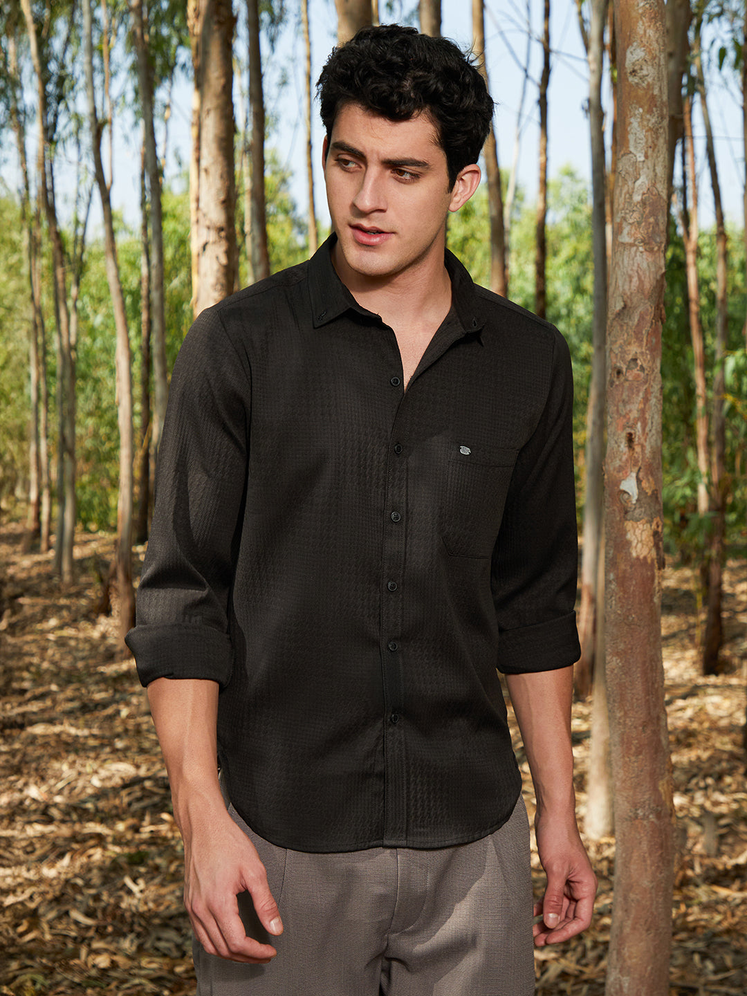 Campus Sutra Houndstooth-Tactile Shirt