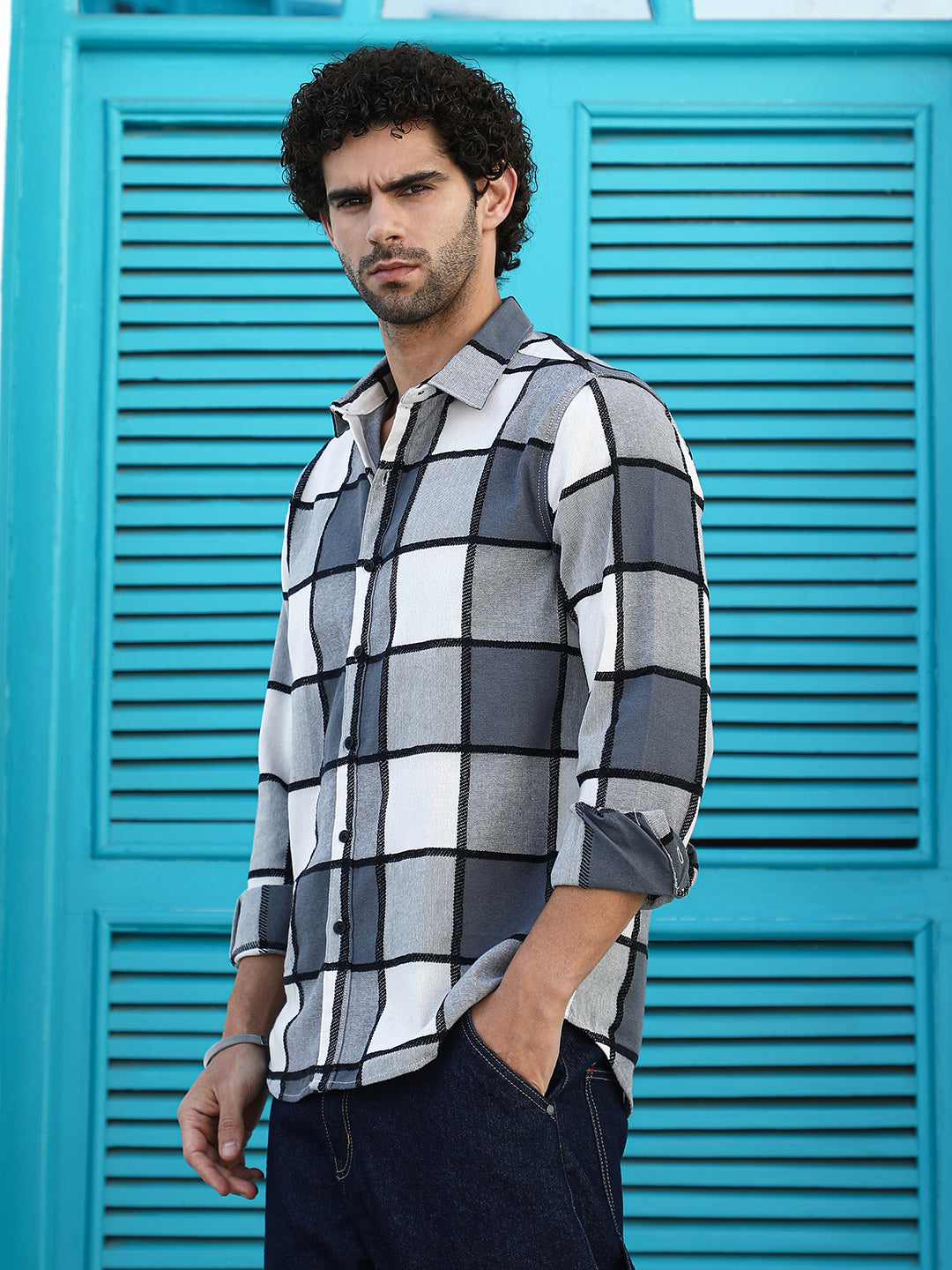 Campus Sutra Outlined-Buffalo Regular Shirt